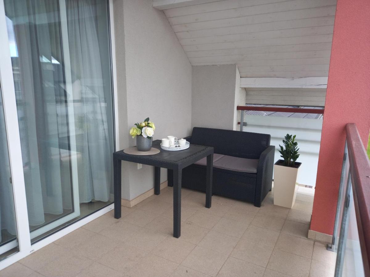 Apartament 130 Darlowko Luaran gambar